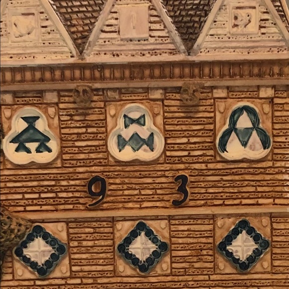 Rare Lilliput Lane The Triangular Lodge, Rushton | England Collection - Picture 4 of 9